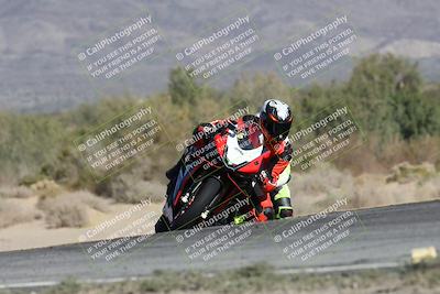 media/Dec-01-2025-Moto Forza (Mon) [[2daa91e15f]]/2-Intermediate Group/Session 2 Turn 9 Entry/